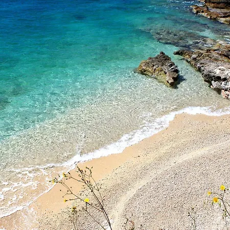 Zavala 553f Jelsa (Hvar)
